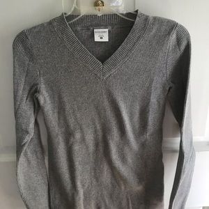 Cotton Ribbed V-neck Maternity Sweater, S